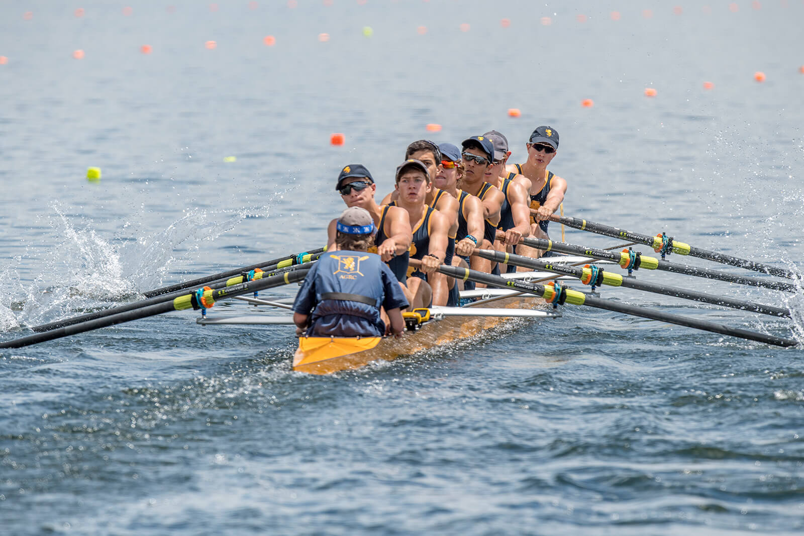 Rowing_XmasRegatta-eights-boat-sl-racing